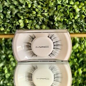 MAC Cosmetics Sexpot Lash 85 NEW Sex Pot Lashes MAC 85 Lash
